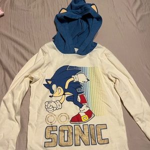 2/$10 Boys 7 sonic shirt with spikey hood